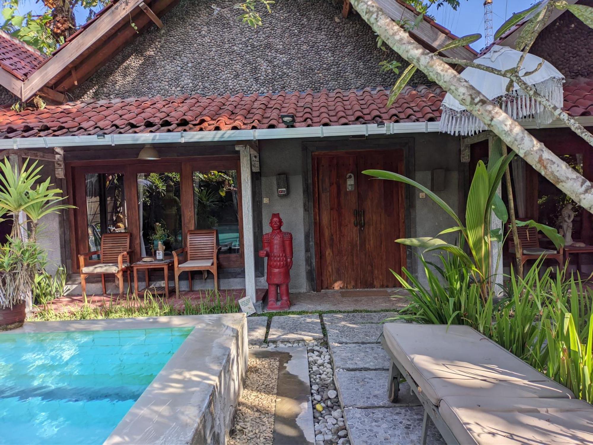 Astuti Gallery Homestay Джок'якарта Екстер'єр фото