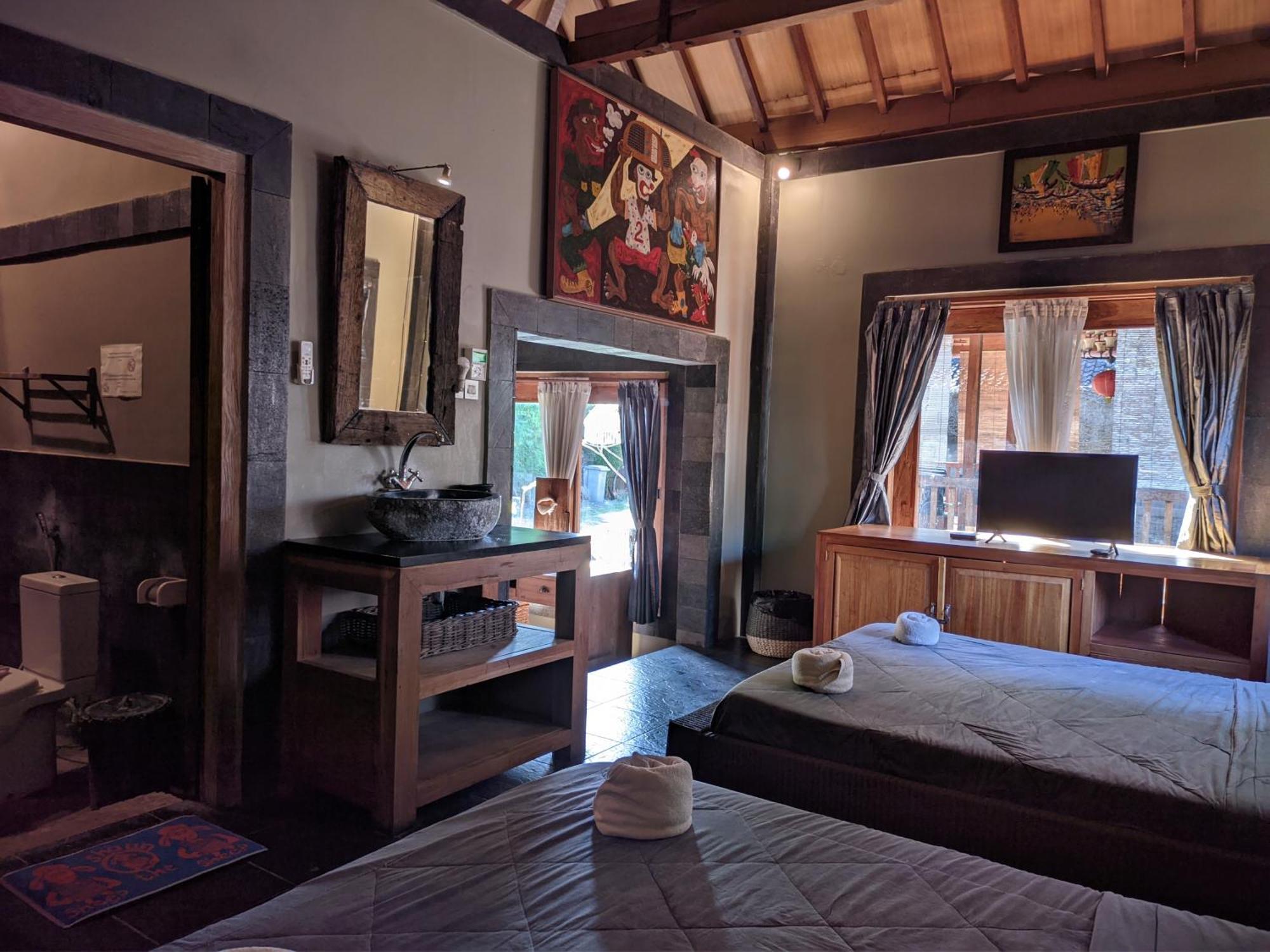 Astuti Gallery Homestay Джок'якарта Екстер'єр фото