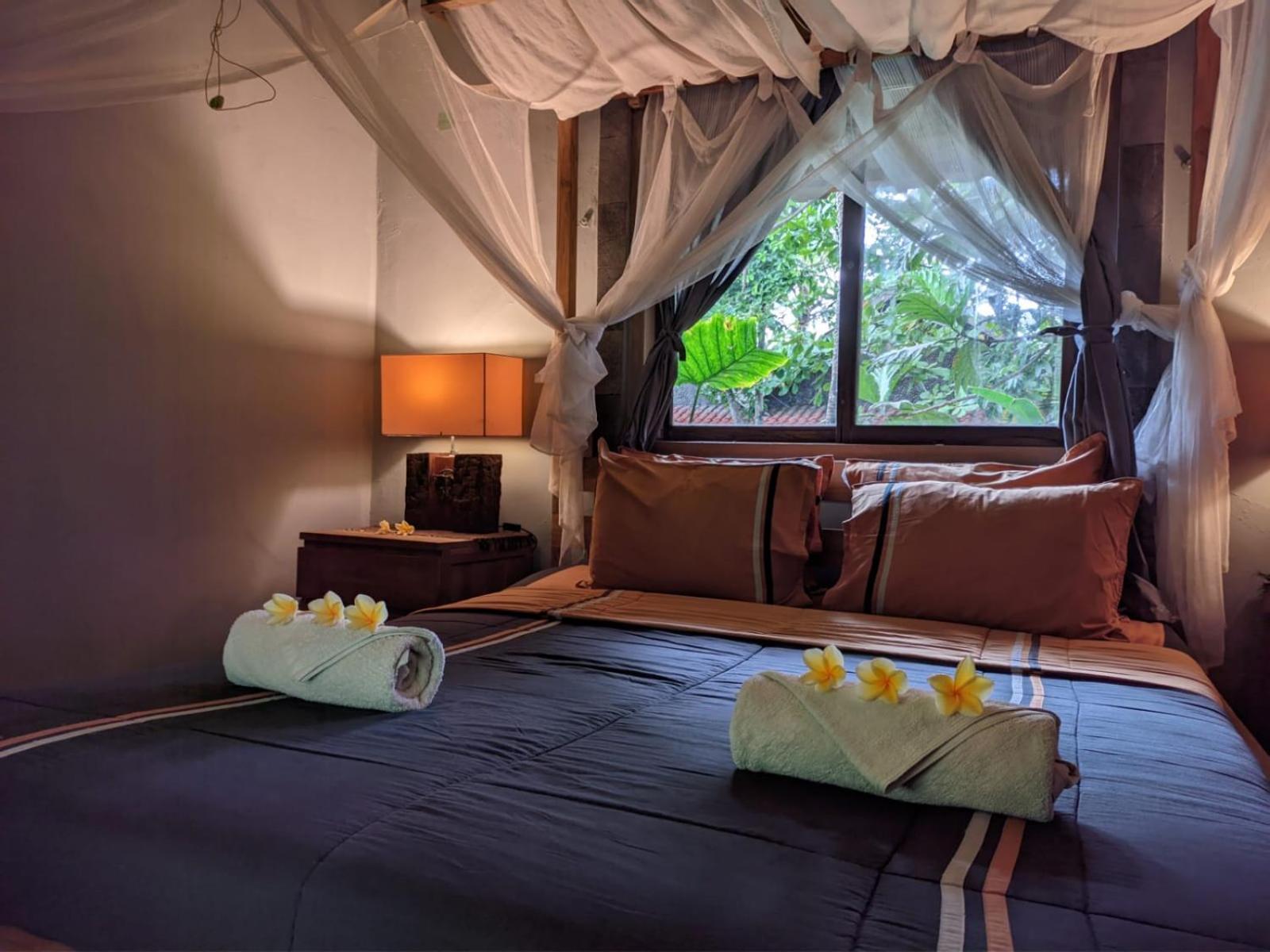 Astuti Gallery Homestay Джок'якарта Екстер'єр фото